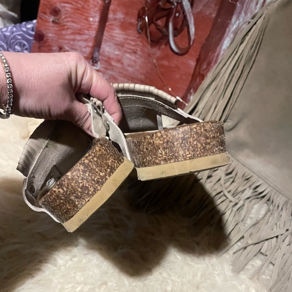 Modabella fringe sandals - Picture 2 of 4